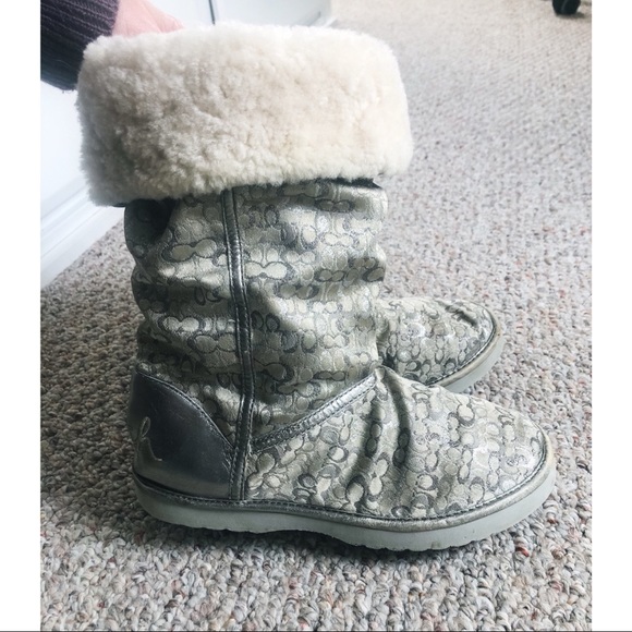 Women’s Silver Foldable Coach Winter Boots Sz 7 - Picture 8 of 8